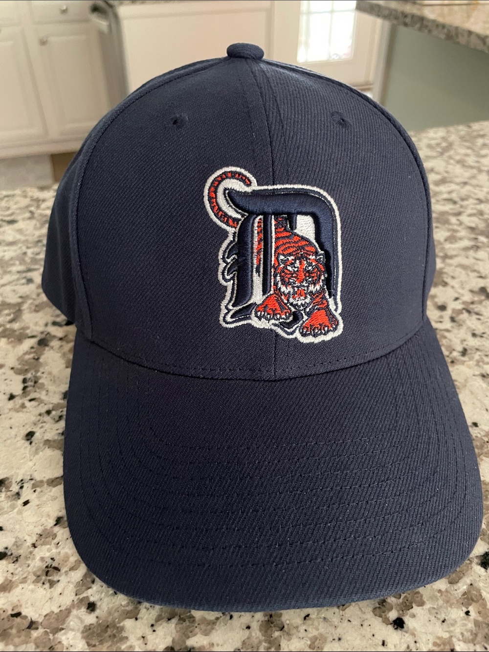Detroit Tigers Mitchell & Ness Throwback Logo SnapBack Adjustable Hat